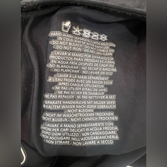 Arena Powerskin Carbon Womens Competition Tech Swim Suit size 26 - Picture 6 of 6